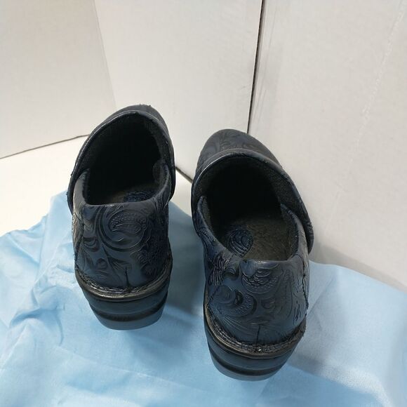 BOC Born Concept Peggy Clogs Blue Floral Embossed Nursing Size 7.5M Womens - Picture 5 of 10
